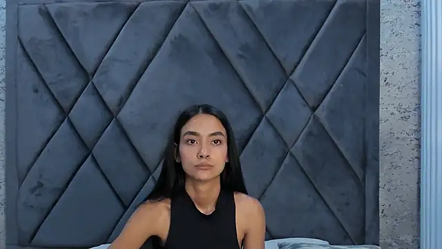 Ella_Walsh stripchat live cam model