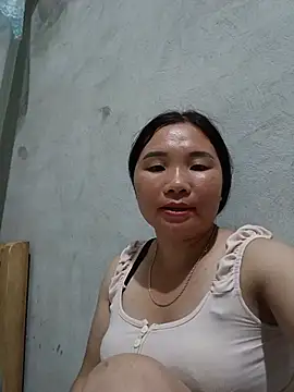 -Pudi- stripchat live cam model