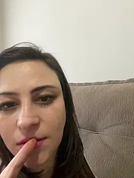 BabbiBitten stripchat live cam model