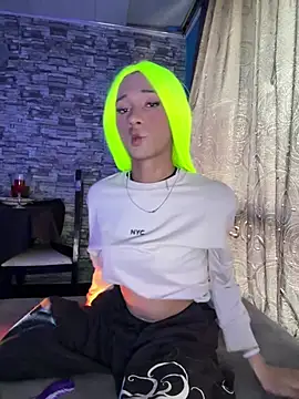 l41l4 stripchat live cam model