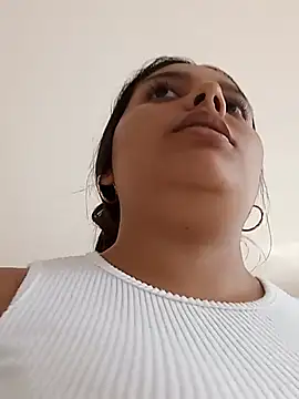 stefanie010 stripchat live cam model