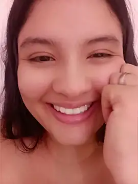 Pervyangell stripchat live cam model