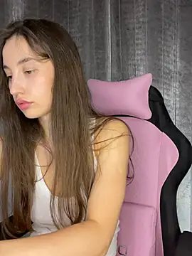 Polli_Kiss stripchat live cam model