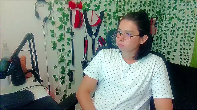 Andy_gray stripchat live cam model