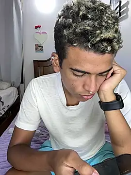 PrincesLeo stripchat live cam model