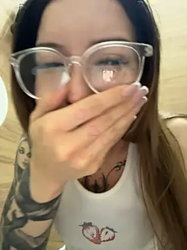 babydolll stripchat live cam model