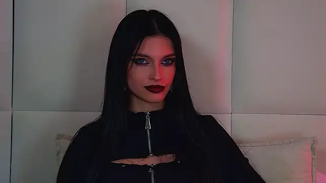 BeverlyMost stripchat live cam model