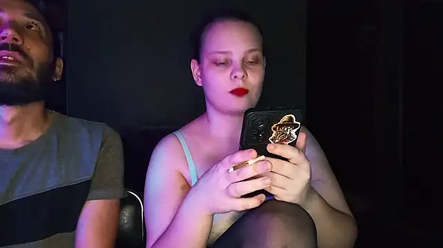 SweetPiggyx stripchat live cam model