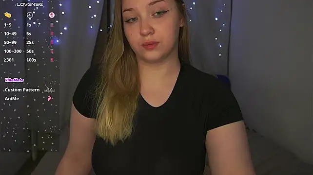 CuteSharloti stripchat live cam model