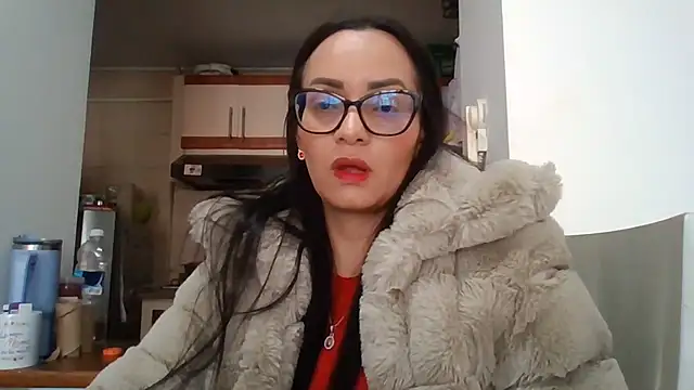 sarita_star stripchat live cam model