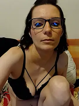labellerose stripchat live cam model