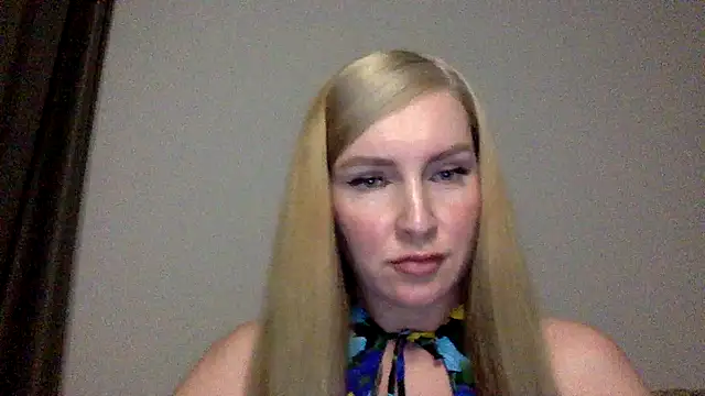 Neralith stripchat live cam model