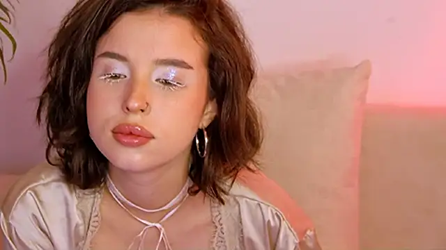 LanaLedger stripchat live cam model