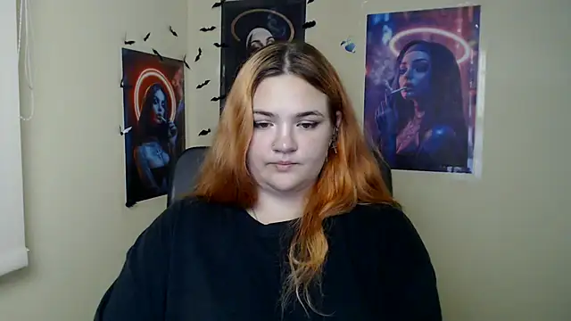 RinaRiii stripchat live cam model
