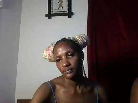 SleekCandy_petites stripchat live cam model