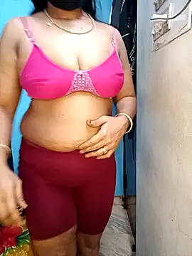 tamil_sarah stripchat live cam model
