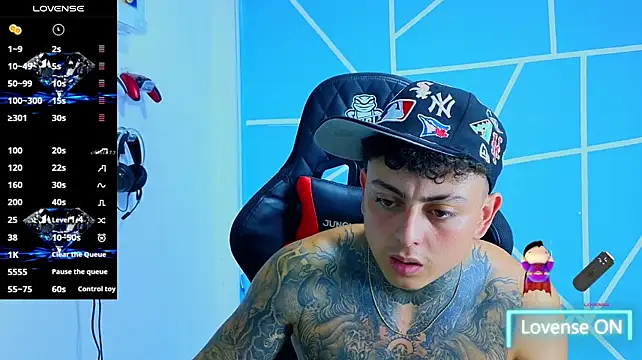 KevinSanchez420 stripchat live cam model