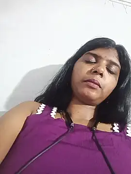 Sathyas01 stripchat live cam model
