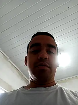 morenogostoso29 stripchat live cam model