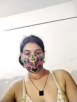 Miss_arushi stripchat live cam model