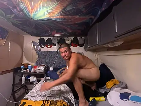 OmarSalasxh33 stripchat live cam model