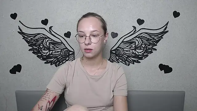 SteshaGlass stripchat live cam model