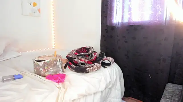 Alissa_Smiith stripchat live cam model