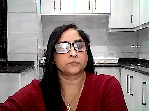 Indiankushy stripchat live cam model