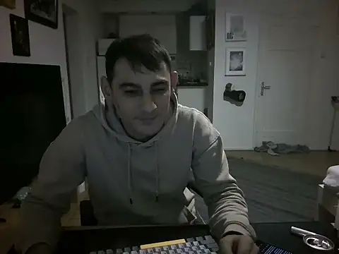 mihaimichael stripchat live cam model