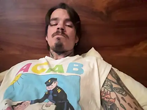 ronaldo_6 stripchat live cam model