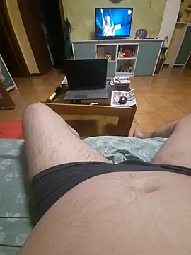 mauri5 stripchat live cam model