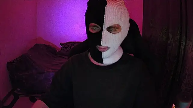 ZXCENSORED- stripchat live cam model