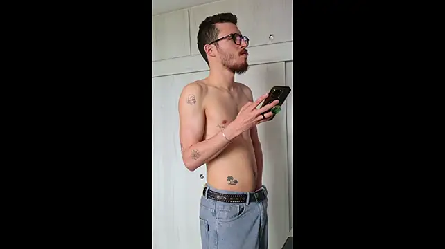 J-Moo stripchat live cam model