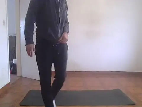 Dogo-90 stripchat live cam model