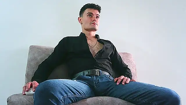 jhohannes-maximo stripchat live cam model