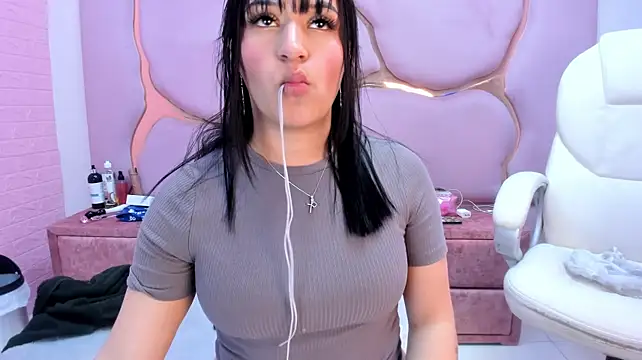 SubaruRosseSS stripchat live cam model
