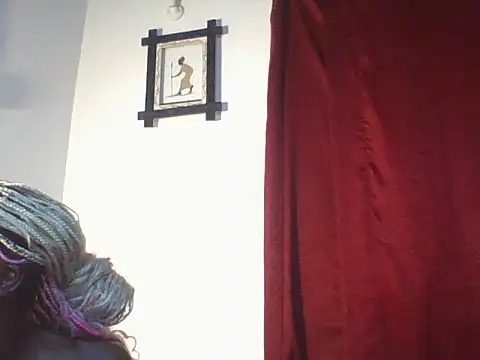Creamy_brown stripchat live cam model