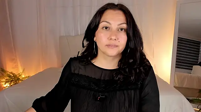 karla_paradise_ stripchat live cam model