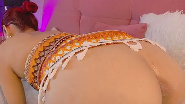 Karina2Smith stripchat live cam model