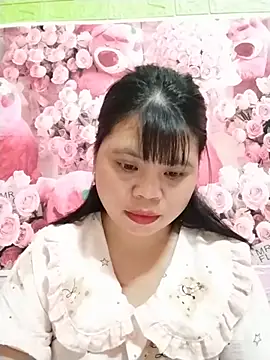 Xuka_lyss stripchat live cam model
