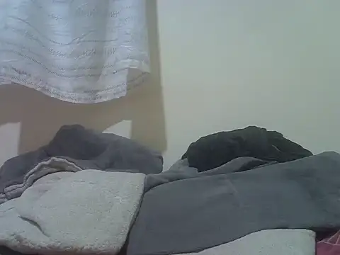 Jaisy2 stripchat live cam model