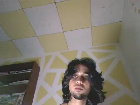 hensmendy stripchat live cam model