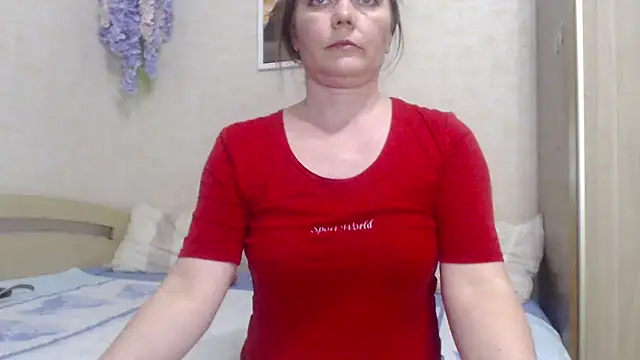 SheLion stripchat live cam model