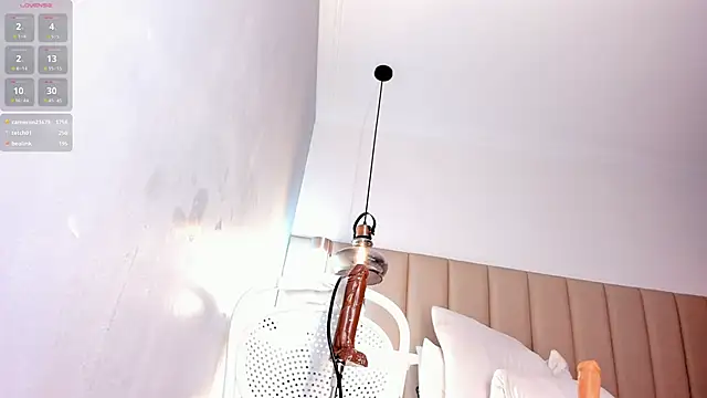 SOFIAGOEZ30 stripchat live cam model
