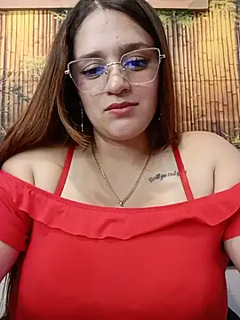 Hanna__a stripchat live cam model