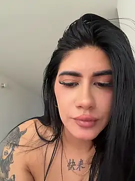 clarachanelricek stripchat live cam model