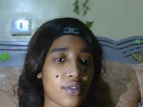 sweetwanj stripchat live cam model