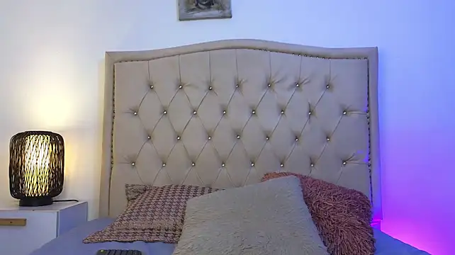 Sofia_Blosom stripchat live cam model
