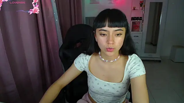 violetta_blackk stripchat live cam model