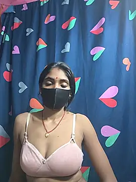 Naughty_Seema stripchat live cam model